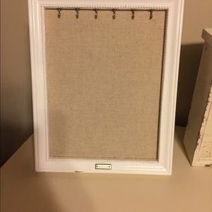 Stelka & Dot necklace holder